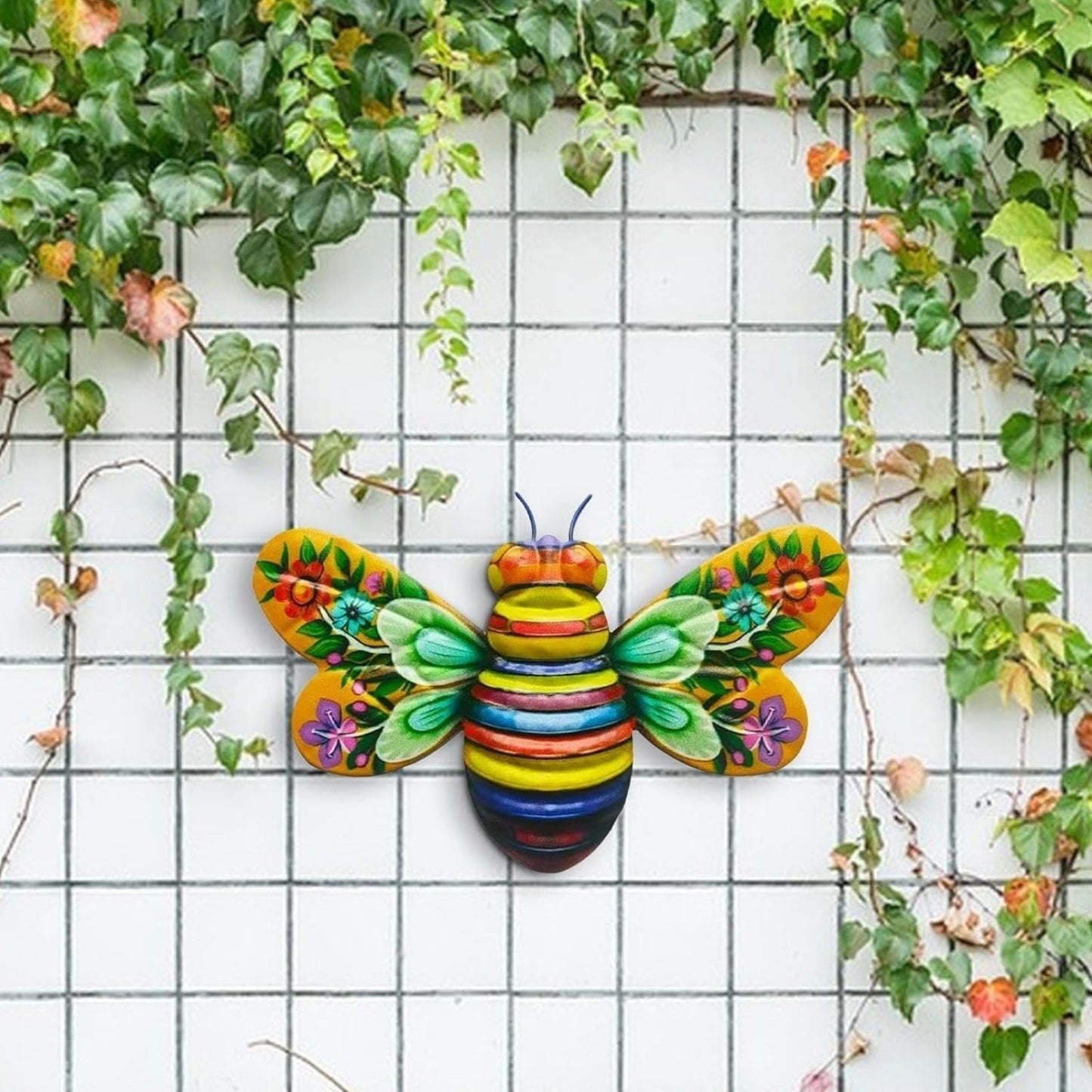 Iron Bee Art Sculpture Hanging Wall Decorations for Garden